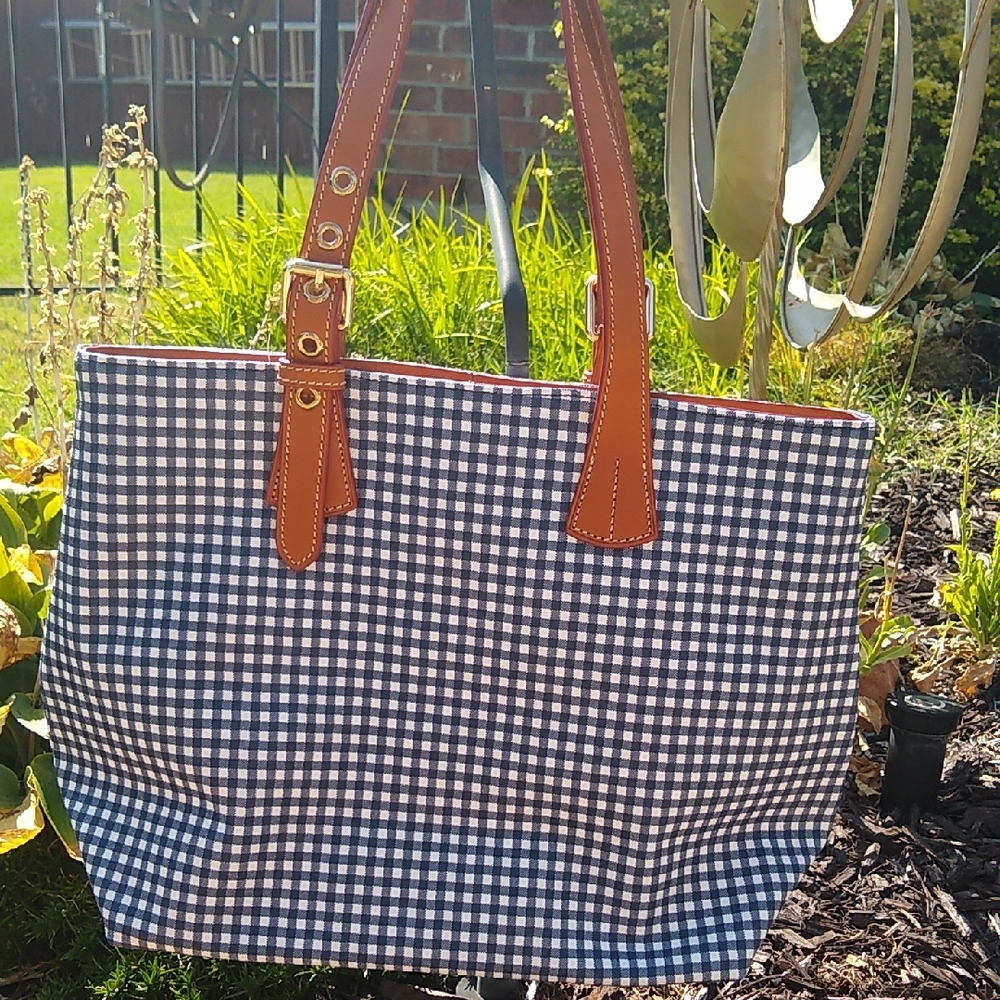 Dooney & Bourke Gingham Emily Tote Bag with Leather Handles NWOT!!! - Picture 4 of 16